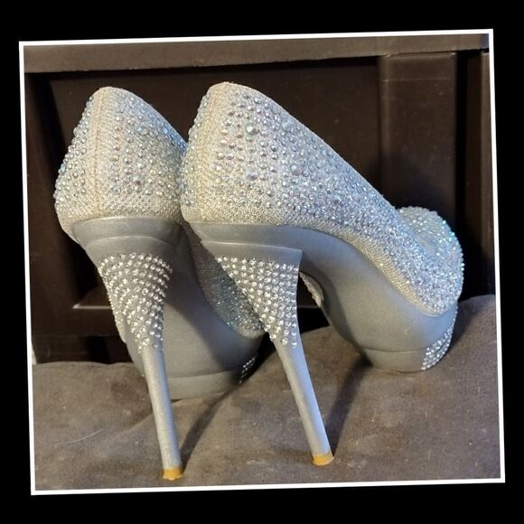 NIGHT MOVES PUMPS 5" HEEL 1.5 PLAT FORM BALL OF FOOT 3".NO SIZE MARKED MEASURES - Picture 4 of 6